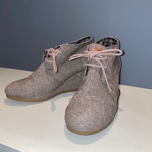 Women’s TOMS wedges
